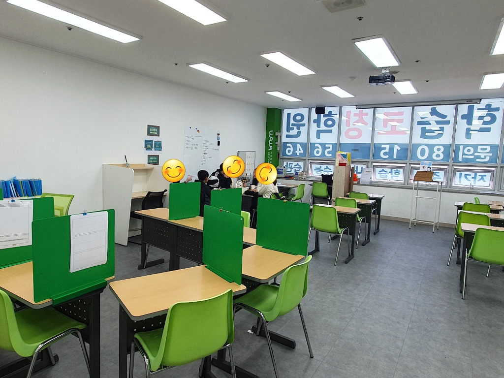 와와학습코칭학원 세교점 학습 공간 3